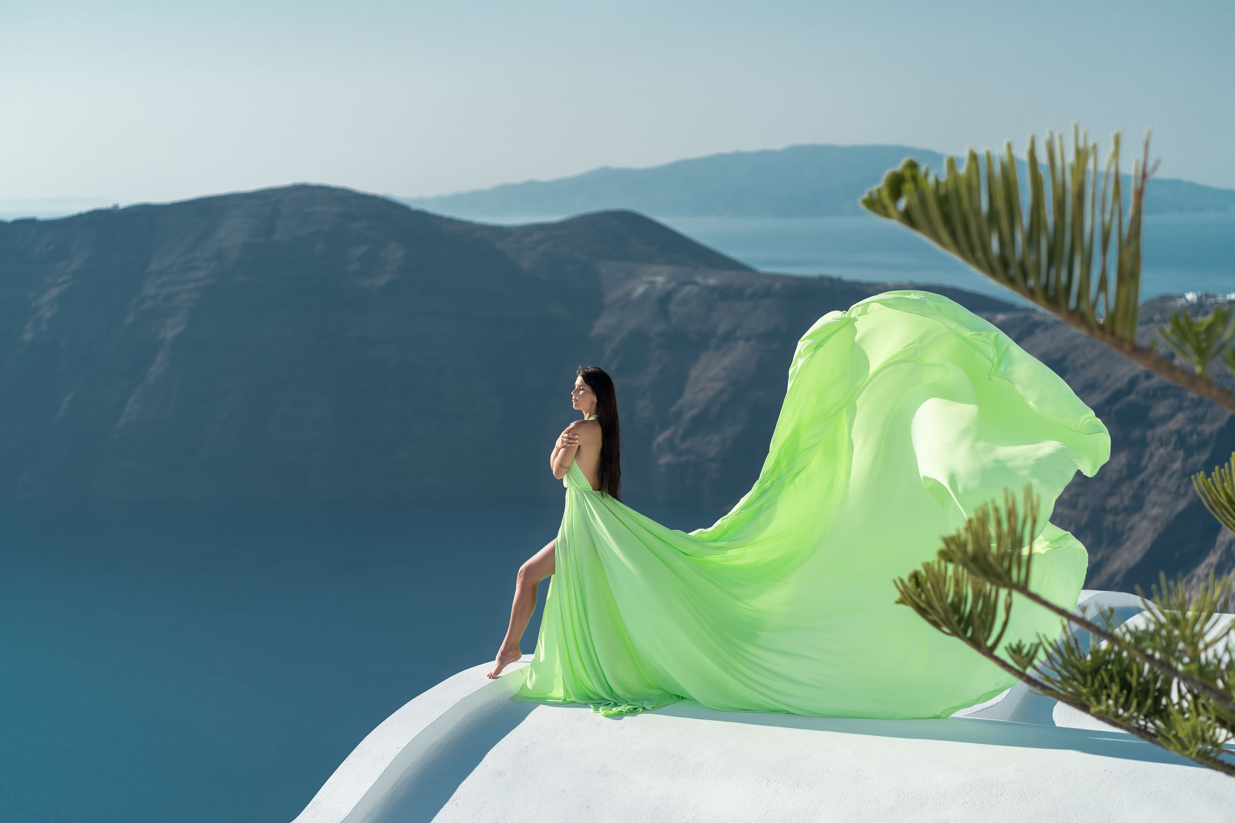 Light green Santorini dress photoshoot in Imerovigli, Greece