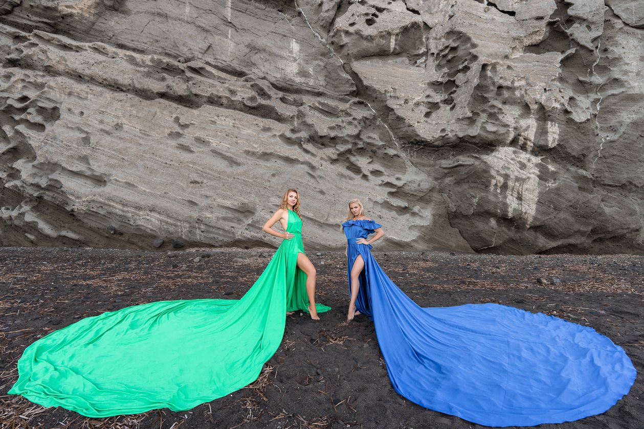 Santorini flying dress photoshoot at the black beach of Columbus