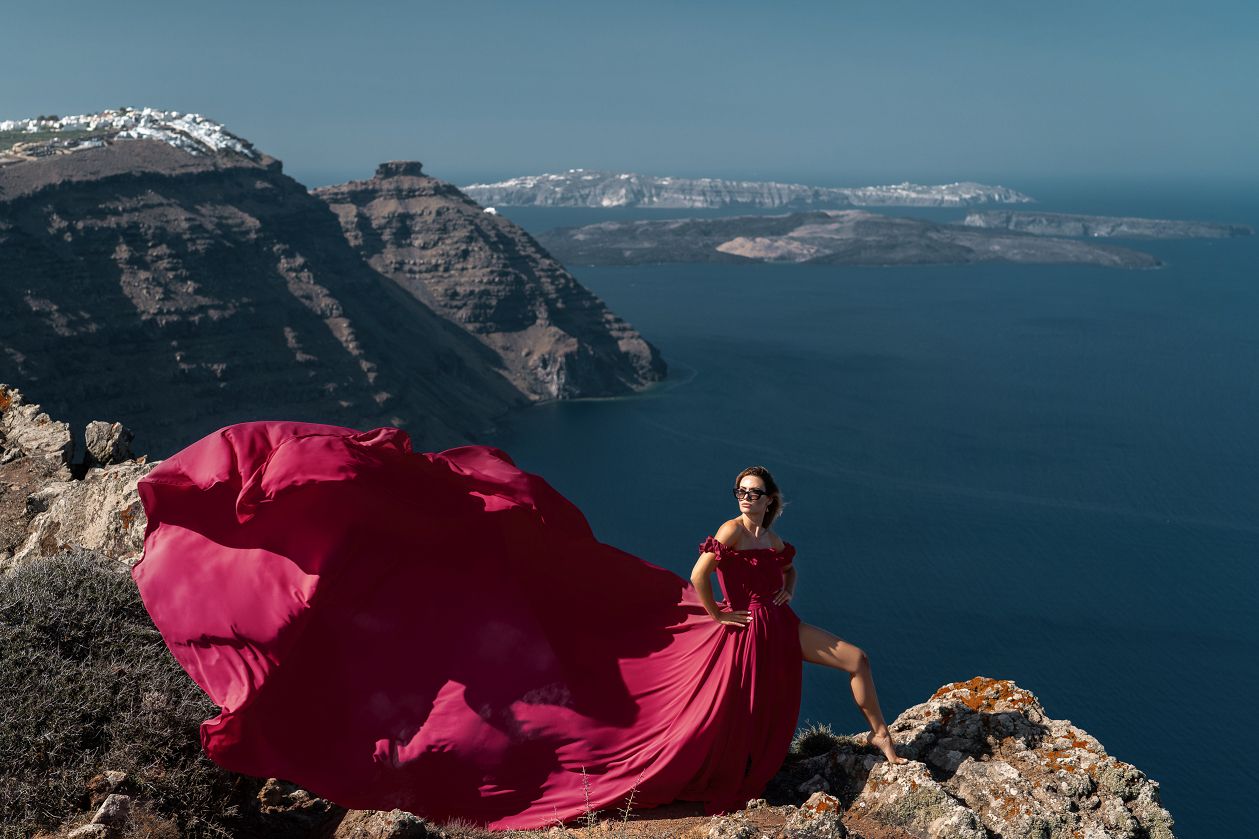 Santorini dress photoshoot with Karolina Wozniak