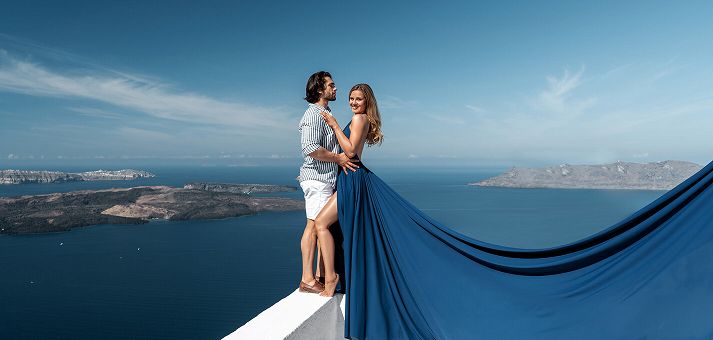 Santorini flying dress photoshoot with Dominique & Marinos